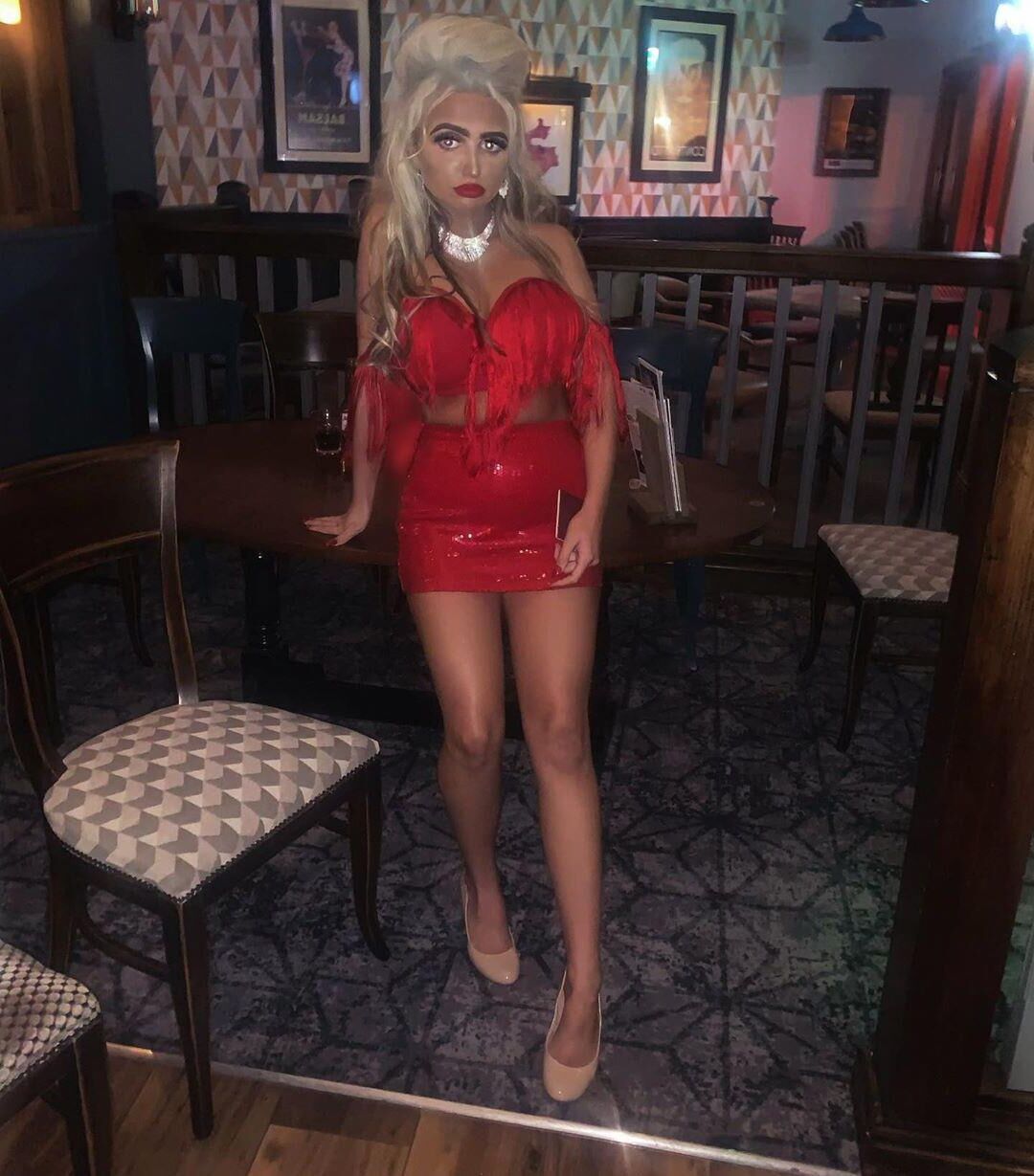 Chav Chav buckable hypersexualized