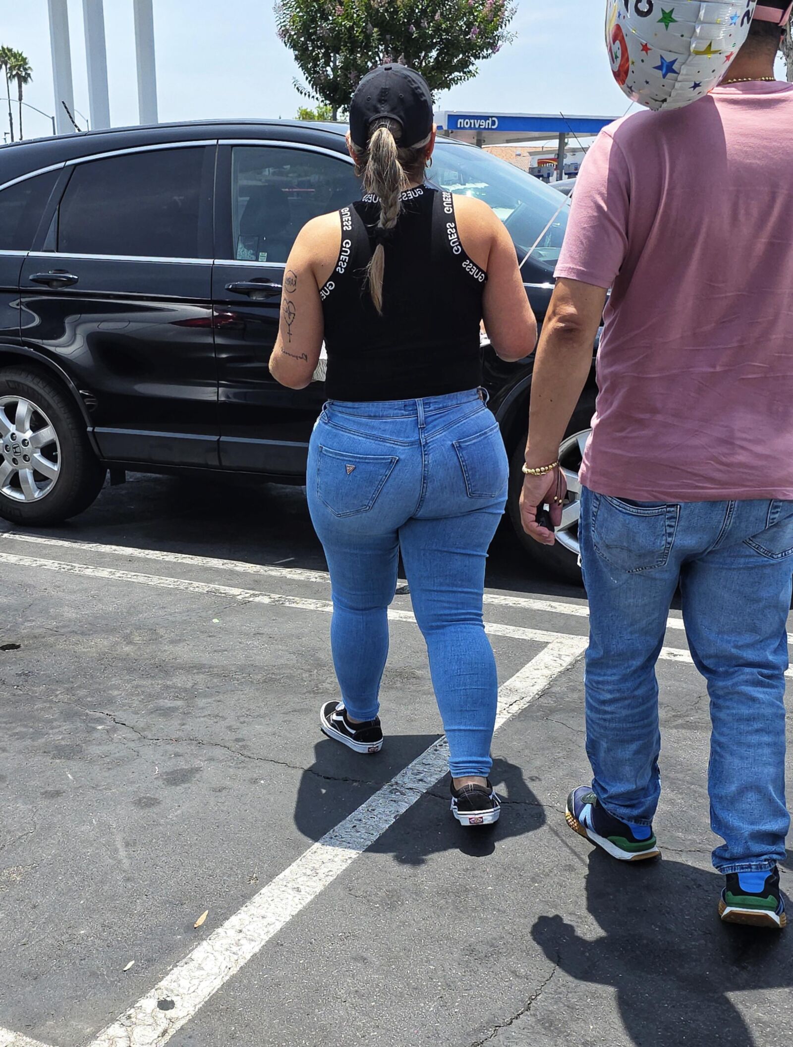 Latina Milf With Juicy Ass