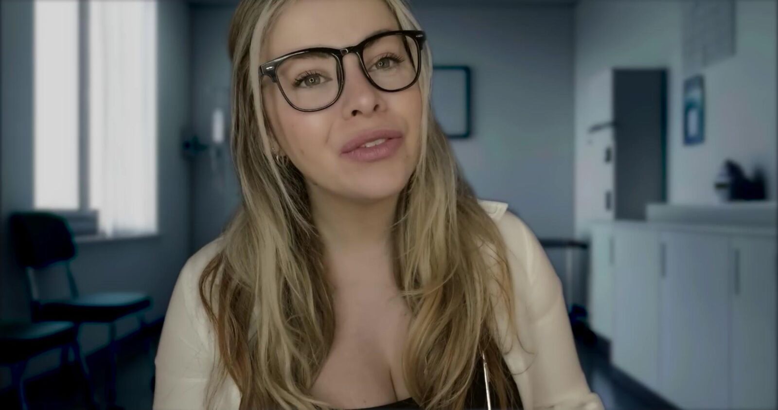 Murmurones escoceses ASMR Medical Examen