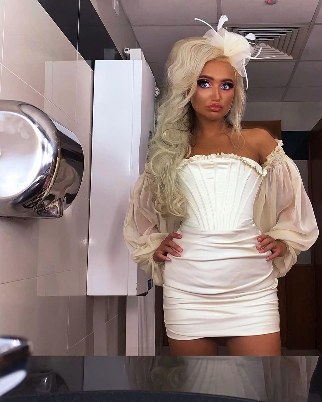 Chav Chav buckable hypersexualized