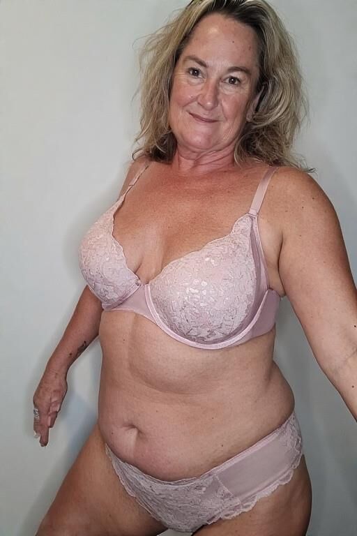 Moms de lingerie (NN)