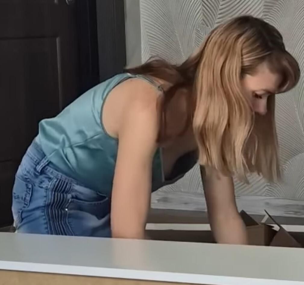 Downblouse Home Working