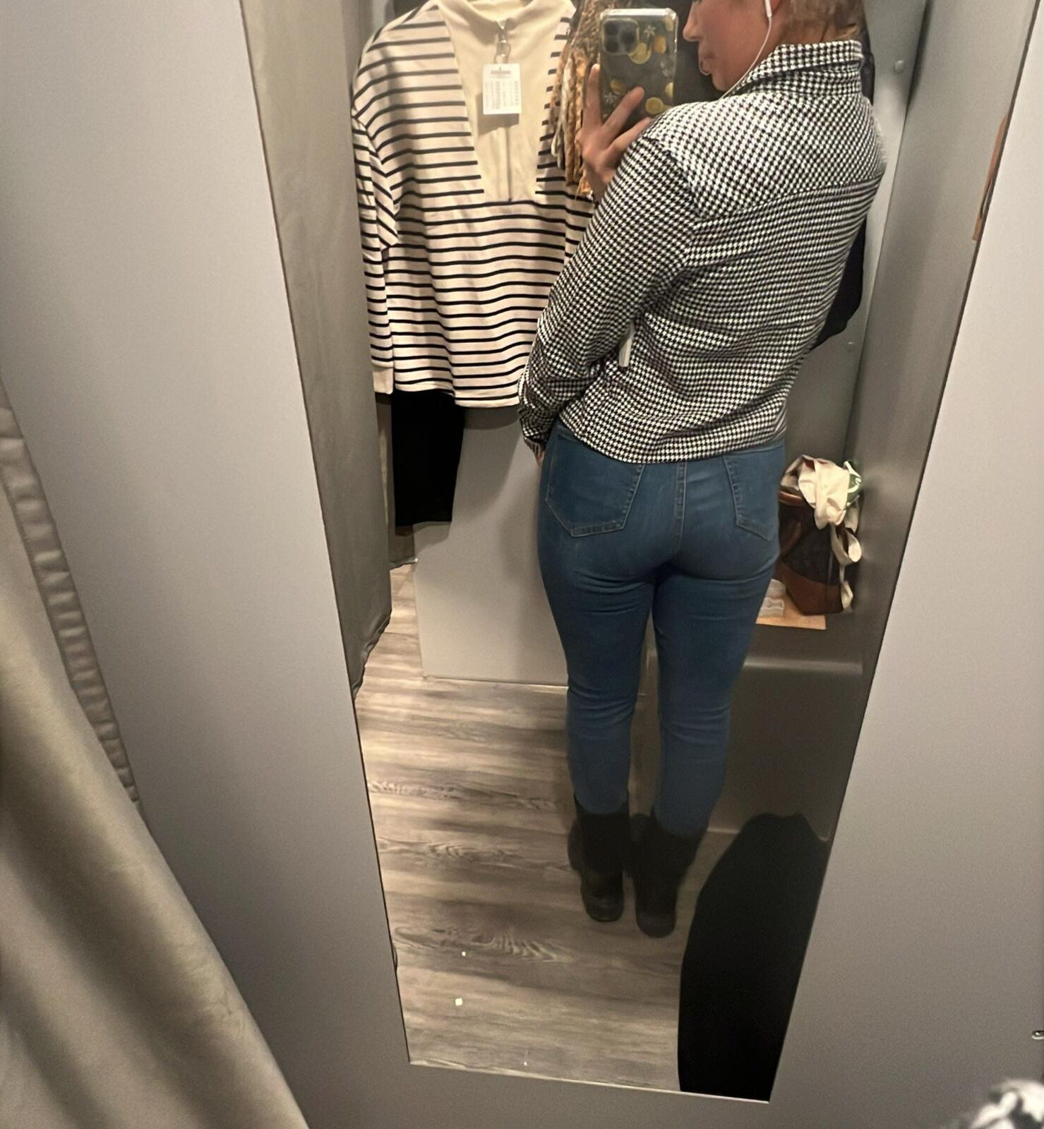 Würdest du meinen GF -Doggy ficken? 
