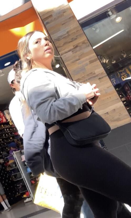 Zufällige offene Mädchen, zu denen ich heute zuckte