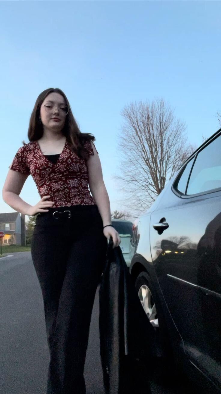 Young Fit Pawg Modeblogger