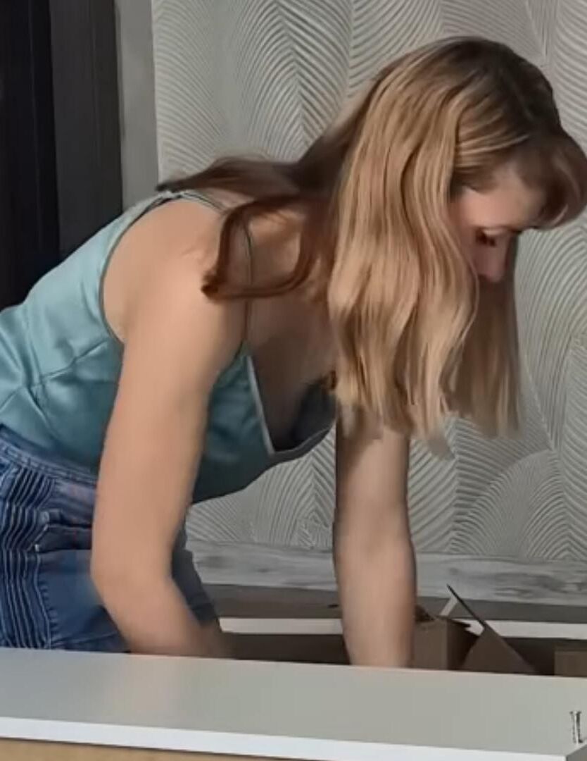 Downblouse Home Working