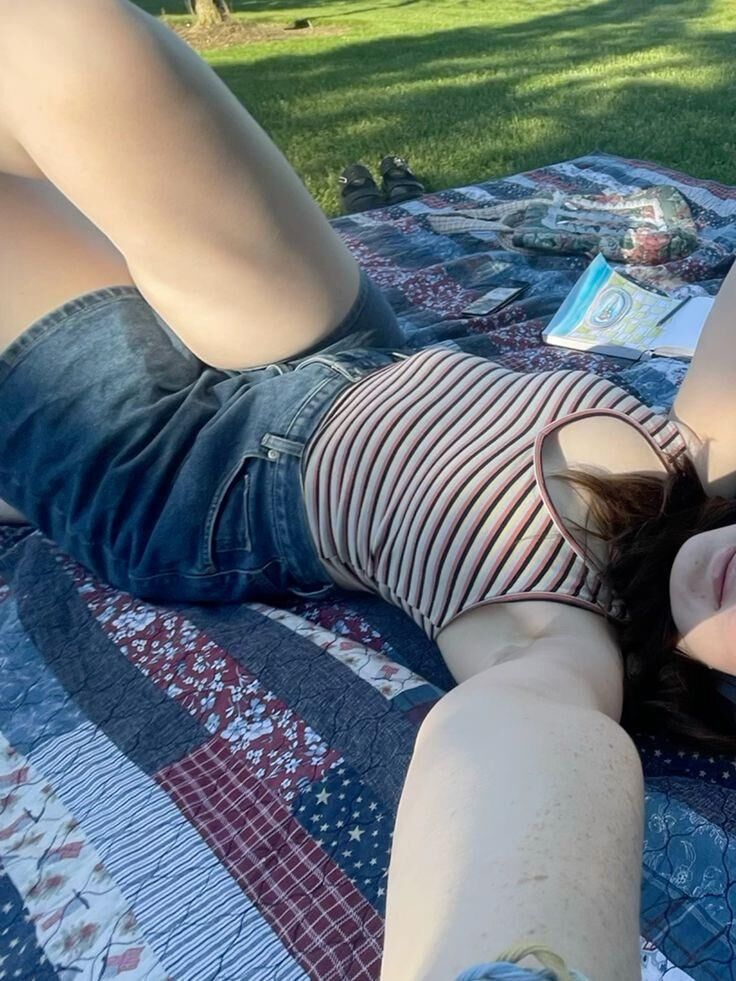 Young Fit Pawg Modeblogger