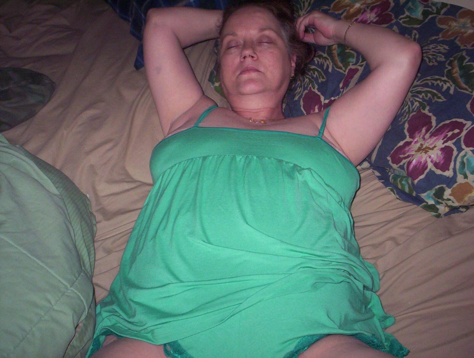 Dressed and Undressed BBW Mature Shawnee