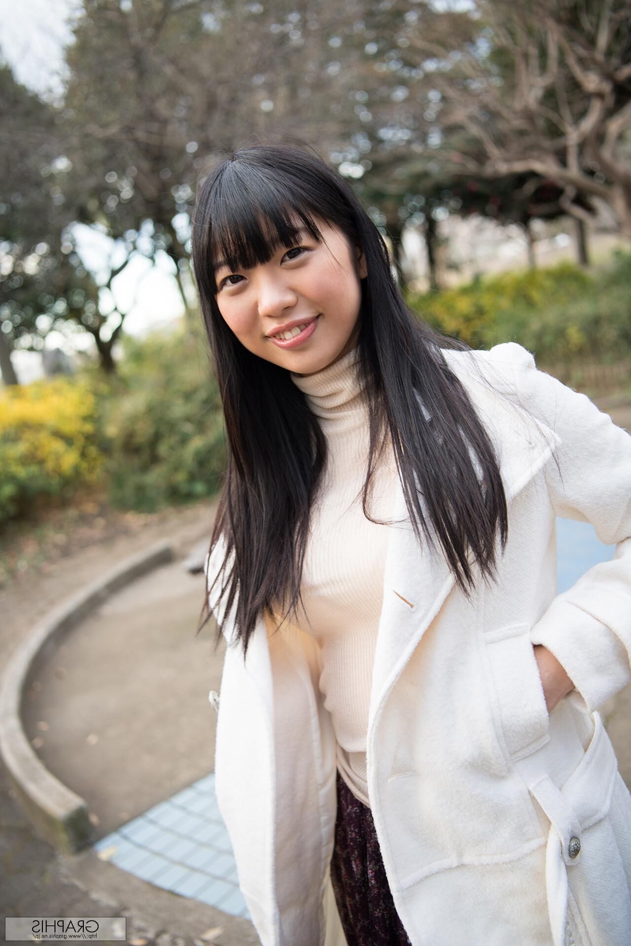 Matsuri Kiritani Graphisgals First Gravure
