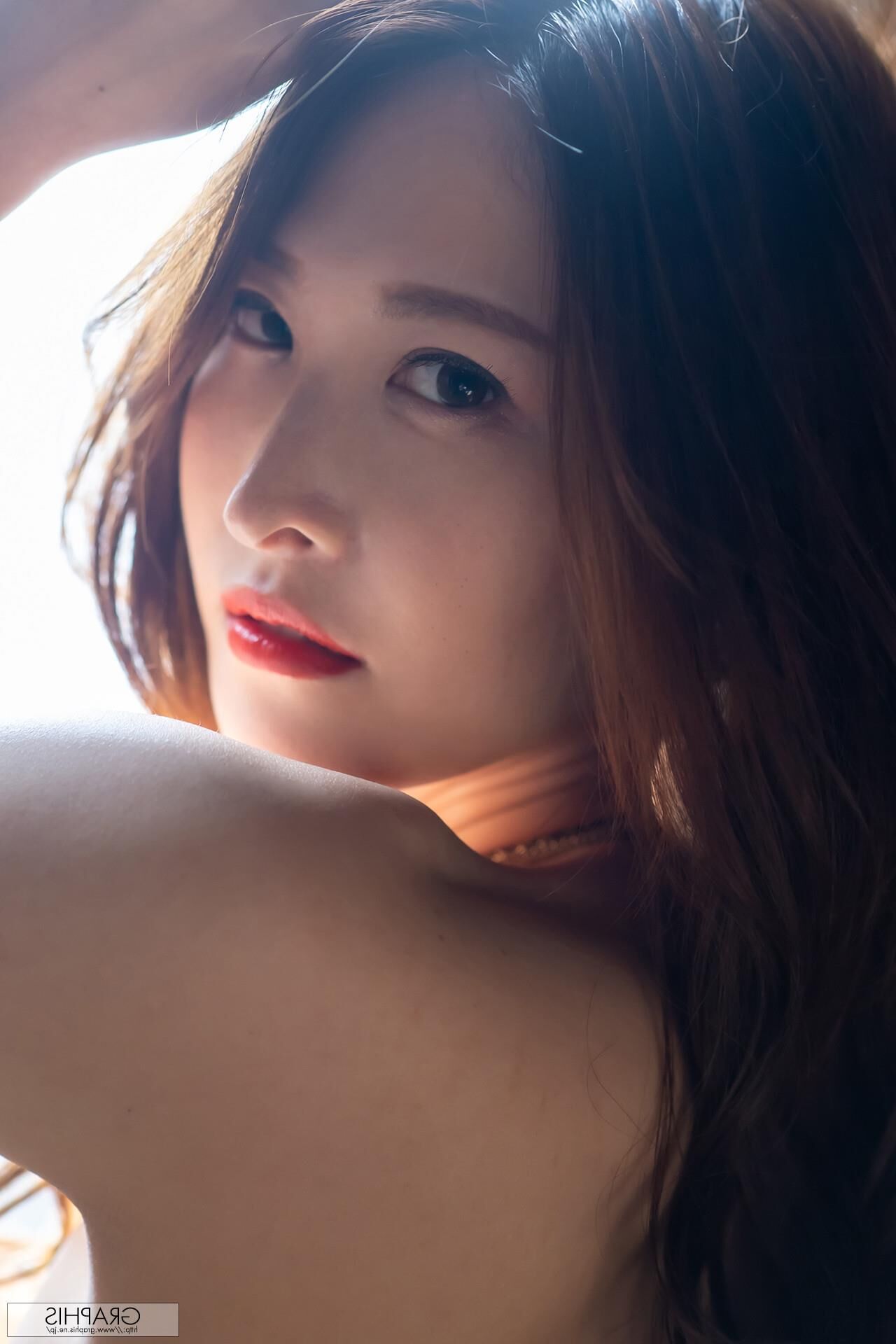 Mai Kanami Graphisgals Classy
