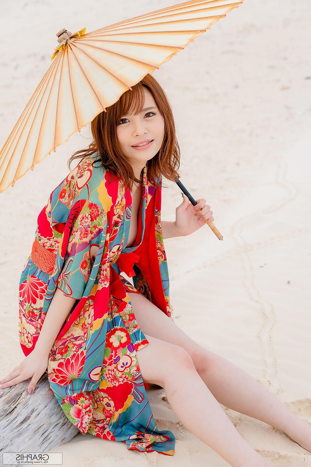 Mayuki Ito Graphisgals Mystery
