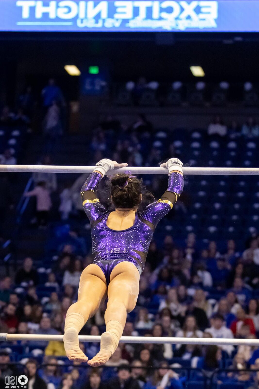 Very Hot College Gymnasts Part 