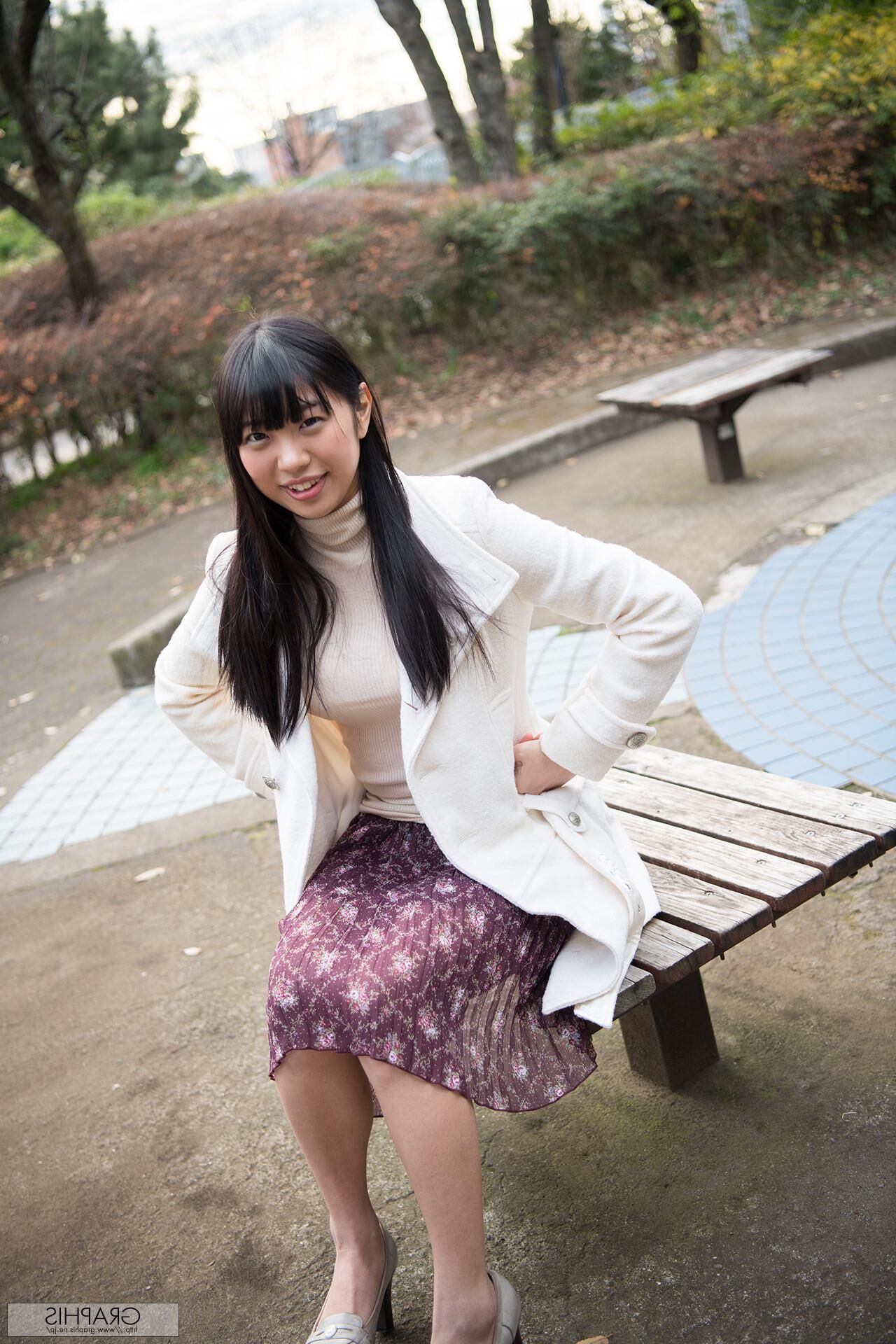 Matsuri Kiritani Graphisgals First Gravure
