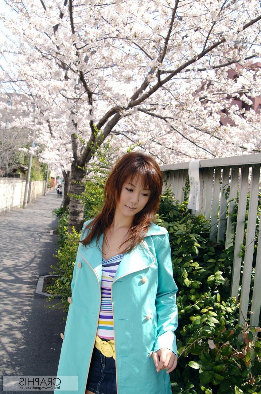 Maki Hoshino Graphisgals No. Juicy