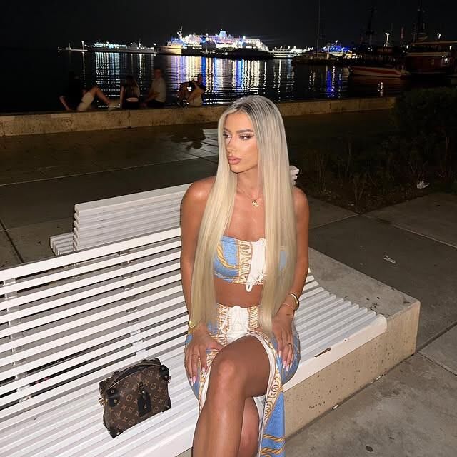 Kroatisch perfekte Fitness Blondie Babe