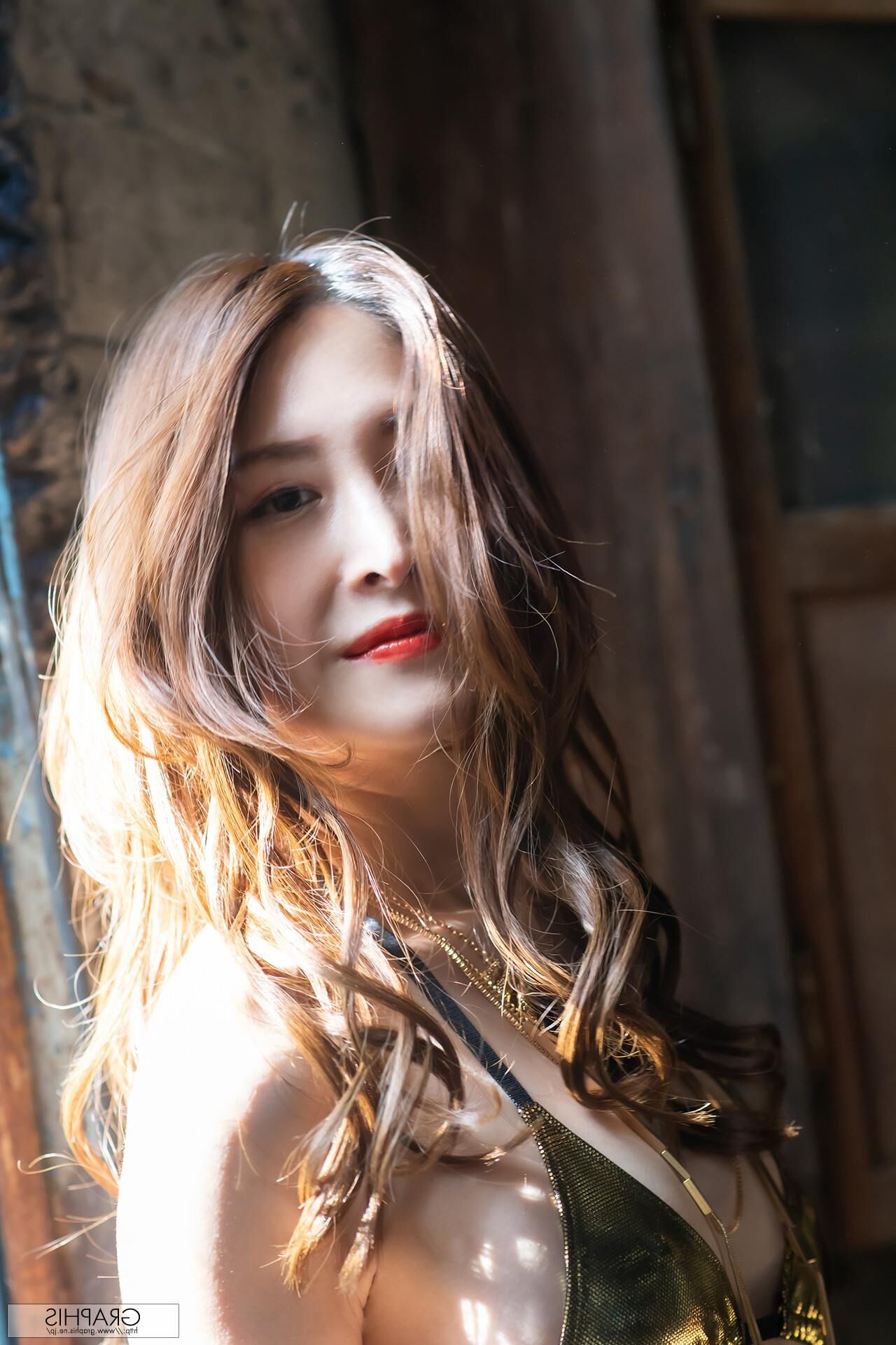 Mai Kanami Graphisgals Classy