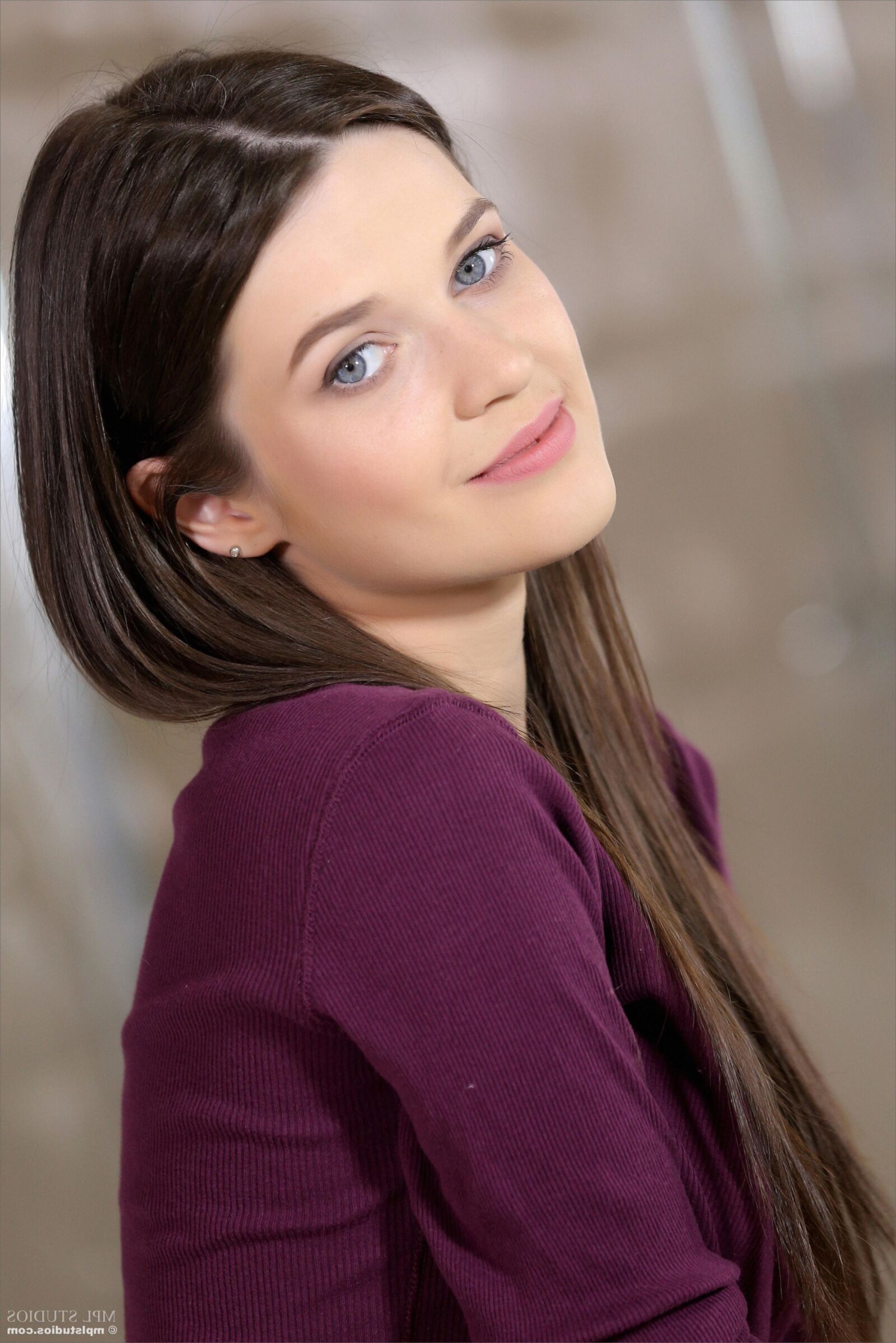 Amelia Komfort zuerst