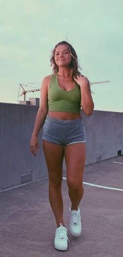 Should be a crime to be this hot!