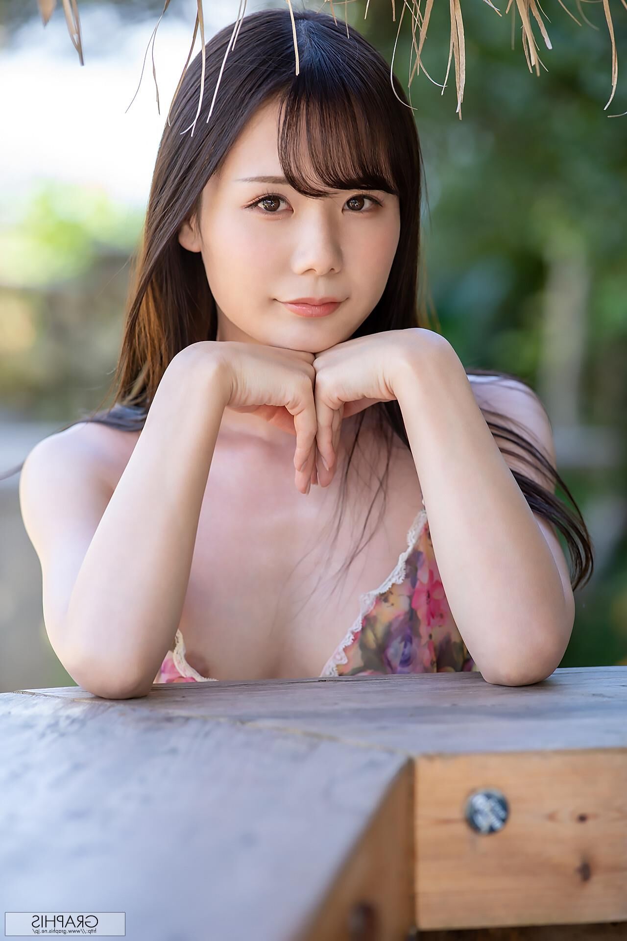 Miru Sakamichi Graphisgals Miru