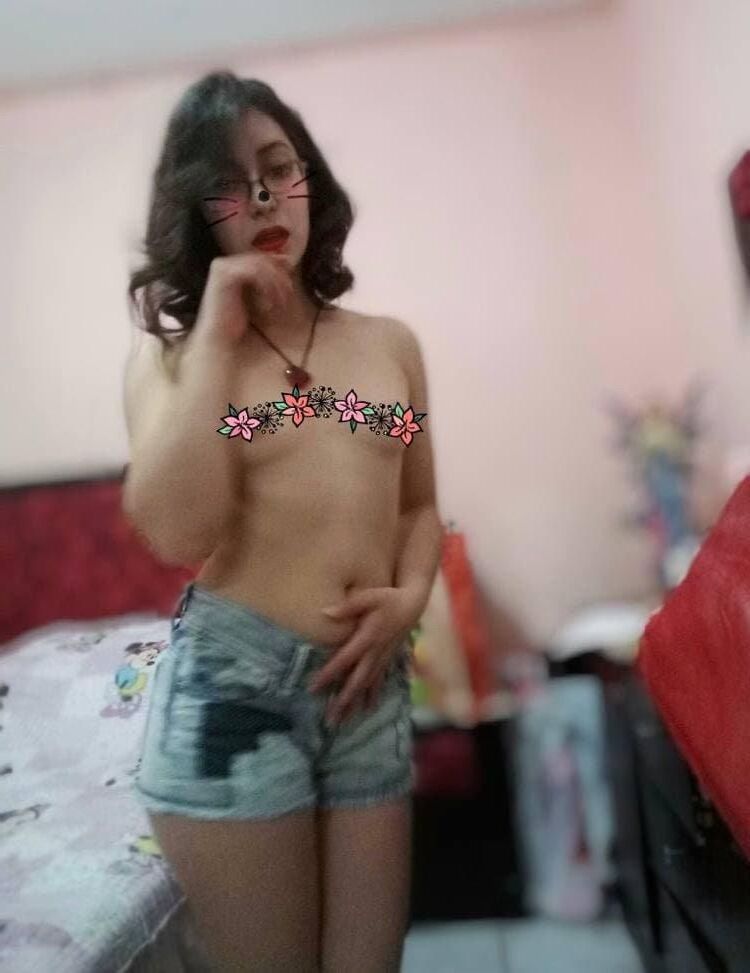 Симпатичная латина GF - застенчивая шлюха