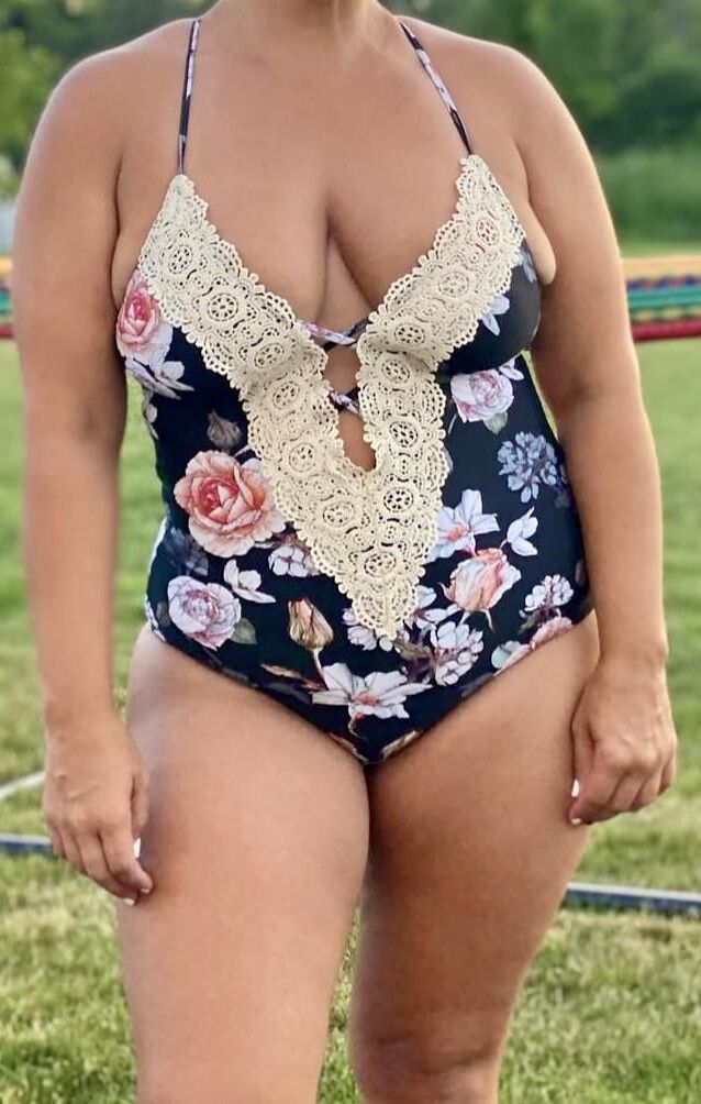 私のぽっちゃりした体と大きなお母さんのおっぱい