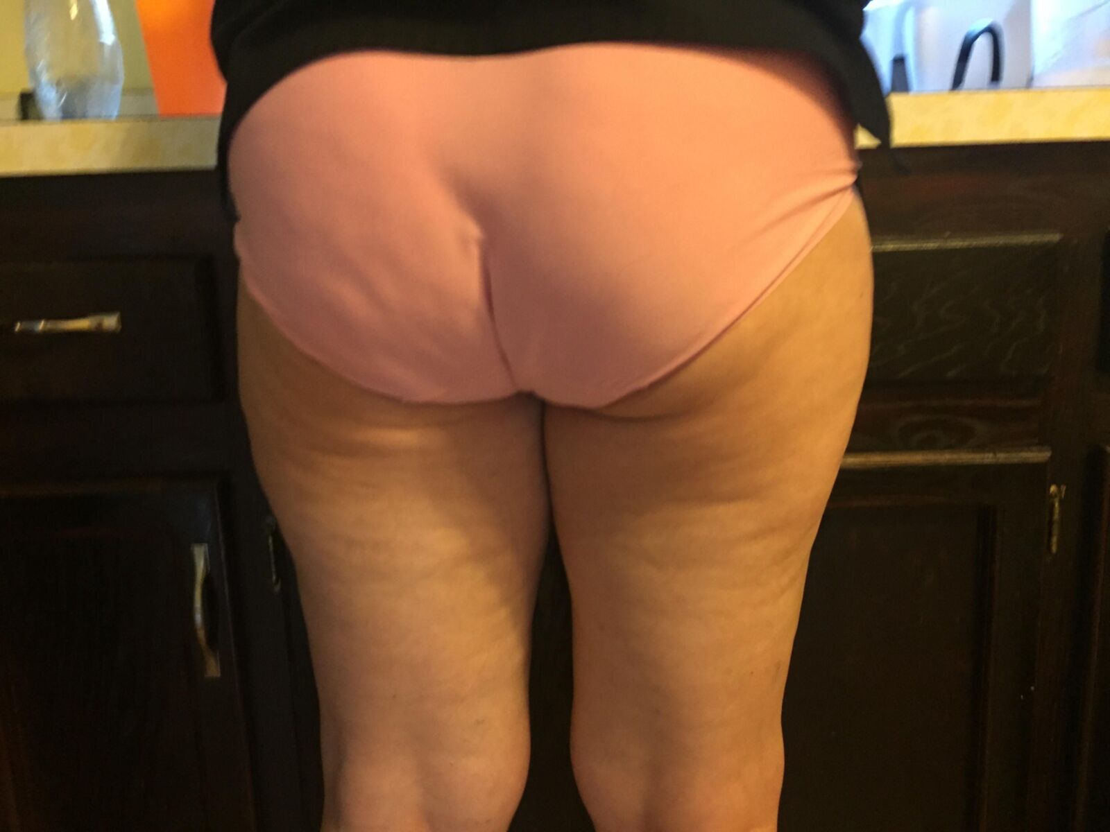 Asses R Us