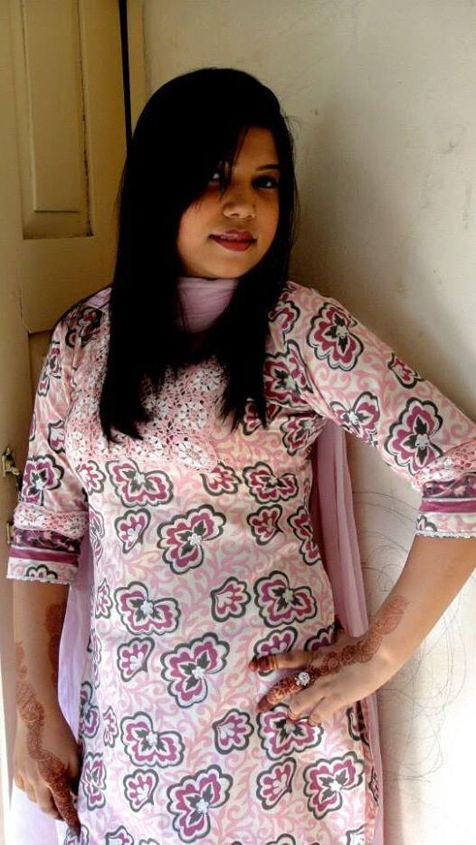 Deshi Whore Srabony