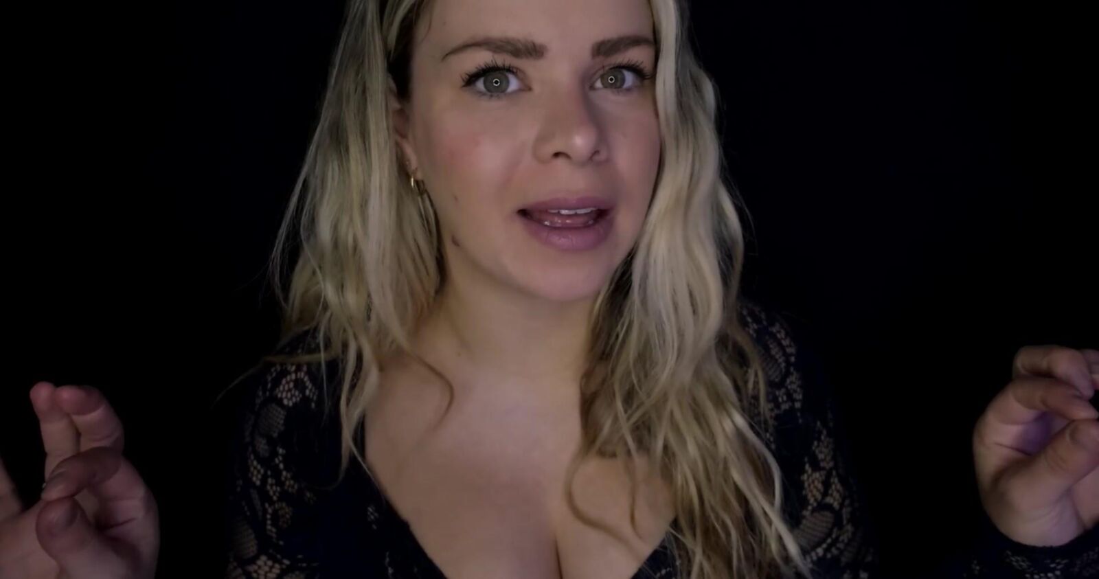 Scottish murmure les niveaux de braingasme ASMR