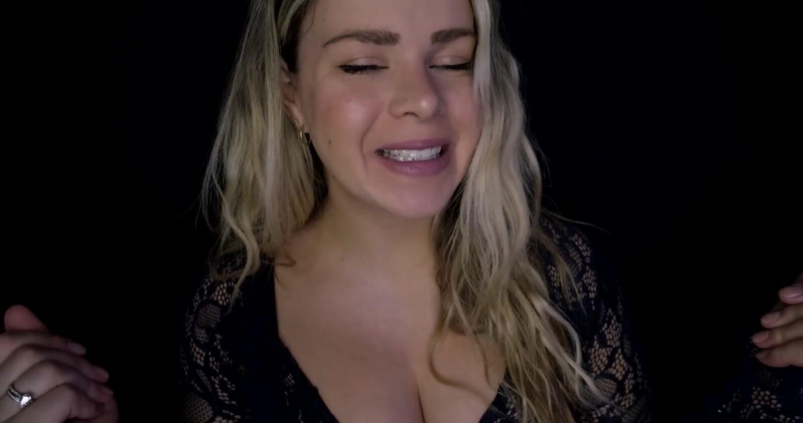 Scottish murmure les niveaux de braingasme ASMR