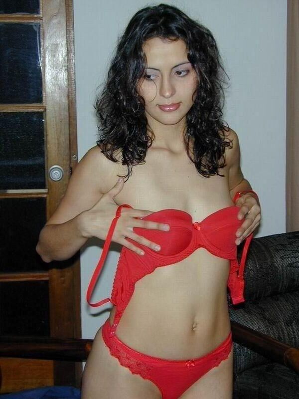 Amateur Girl Solo ()
