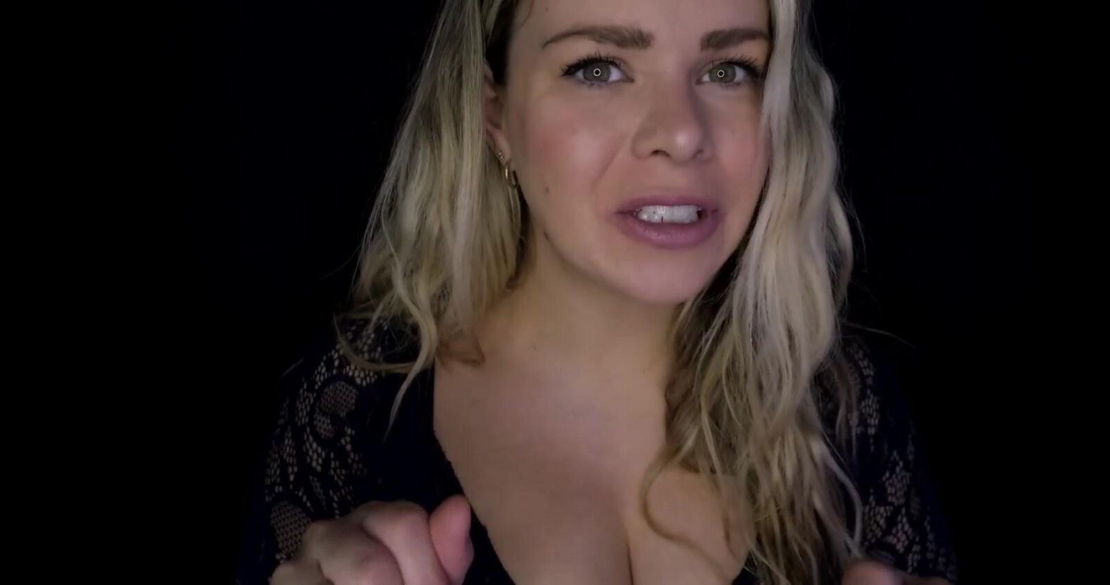Scottish murmure les niveaux de braingasme ASMR