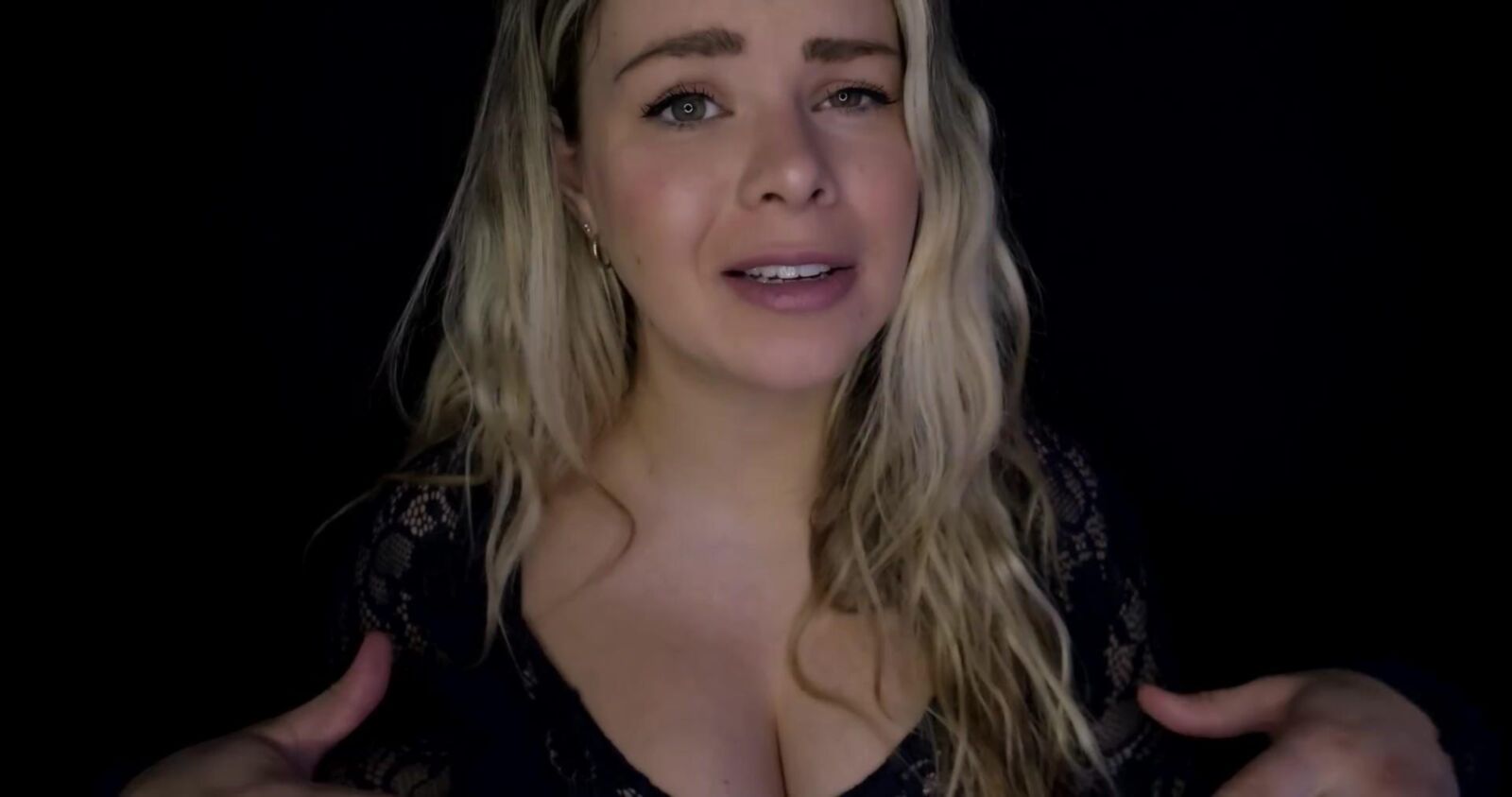 Scottish murmure les niveaux de braingasme ASMR