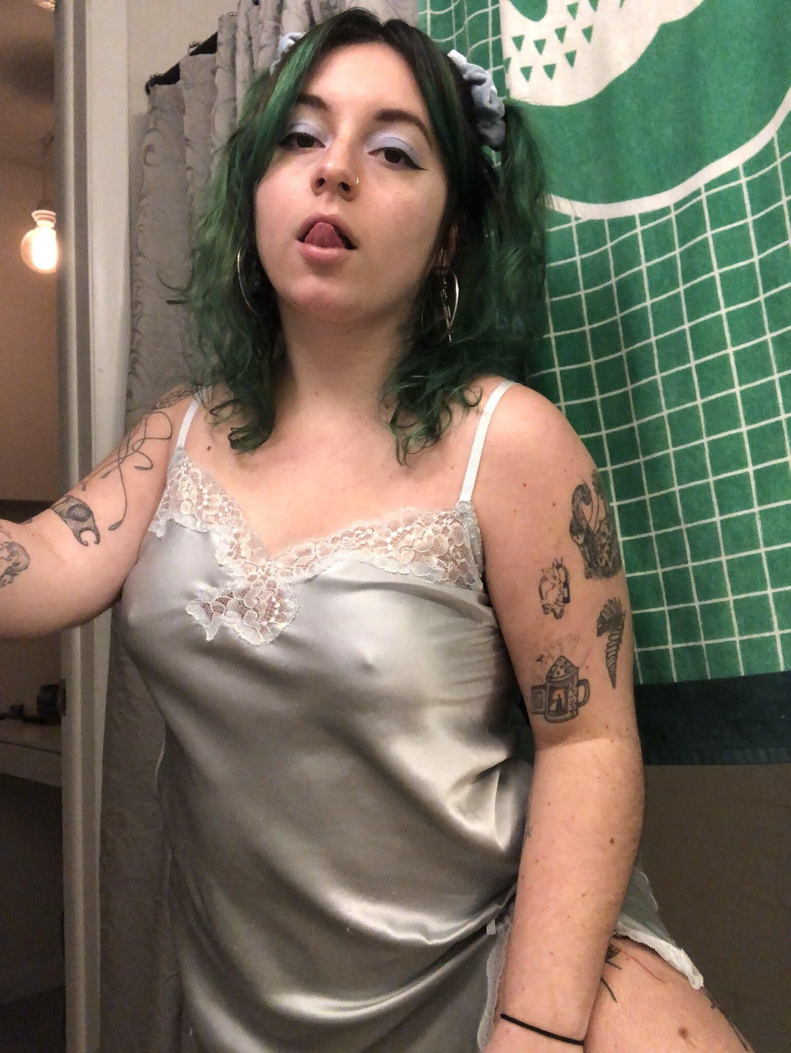 tatoué twitter baddie dirt_flirt