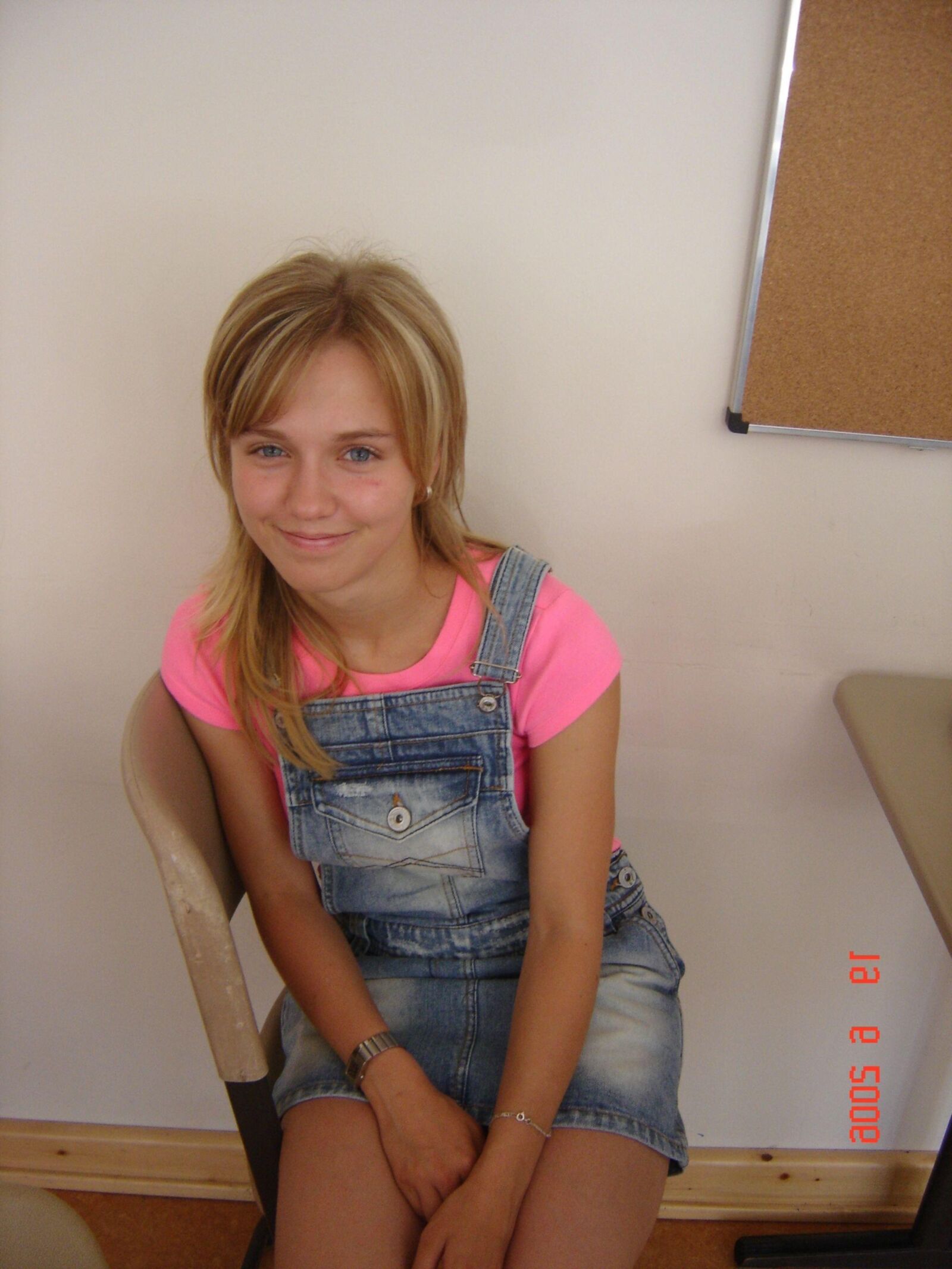 Amateur Girl Solo ()