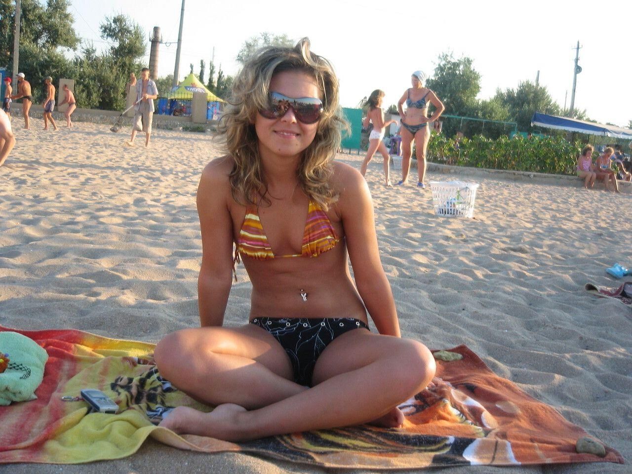 Amateur Girl Solo ()
