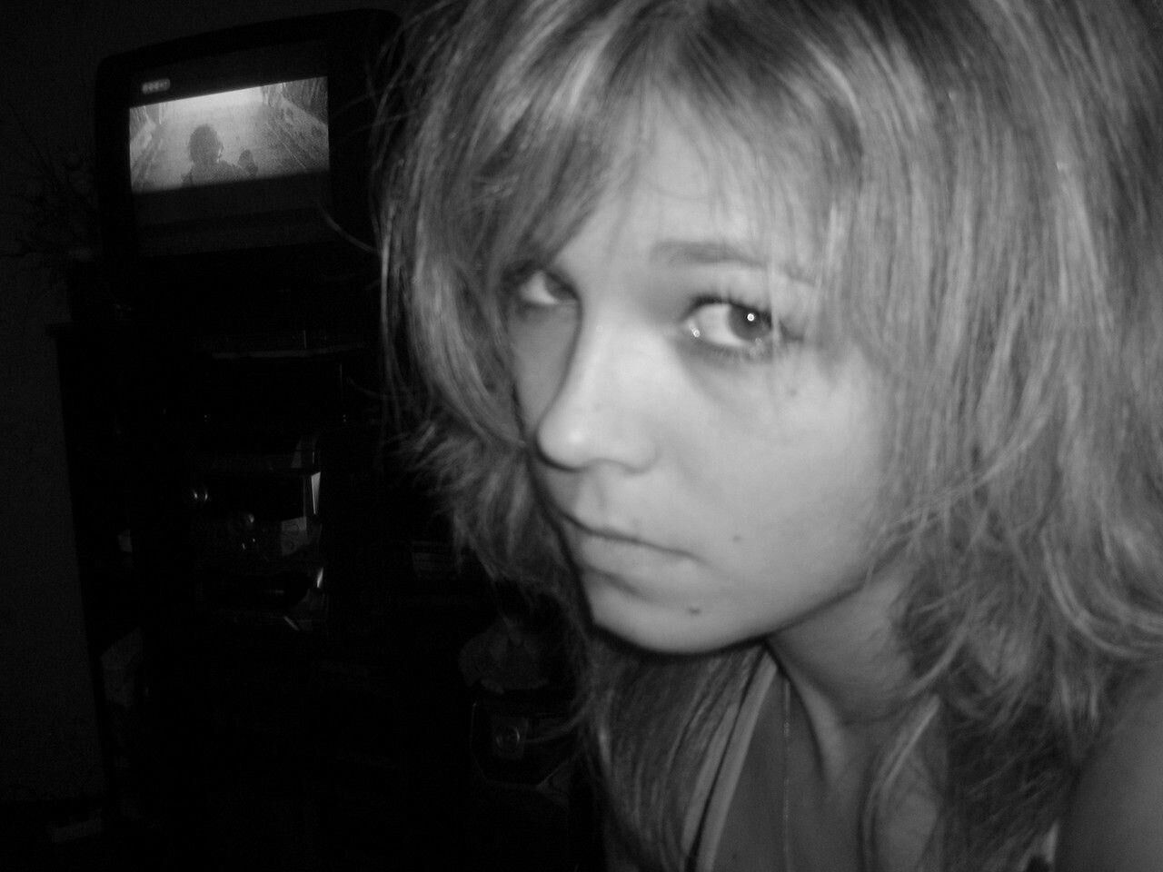 Amateur Girl Solo ()