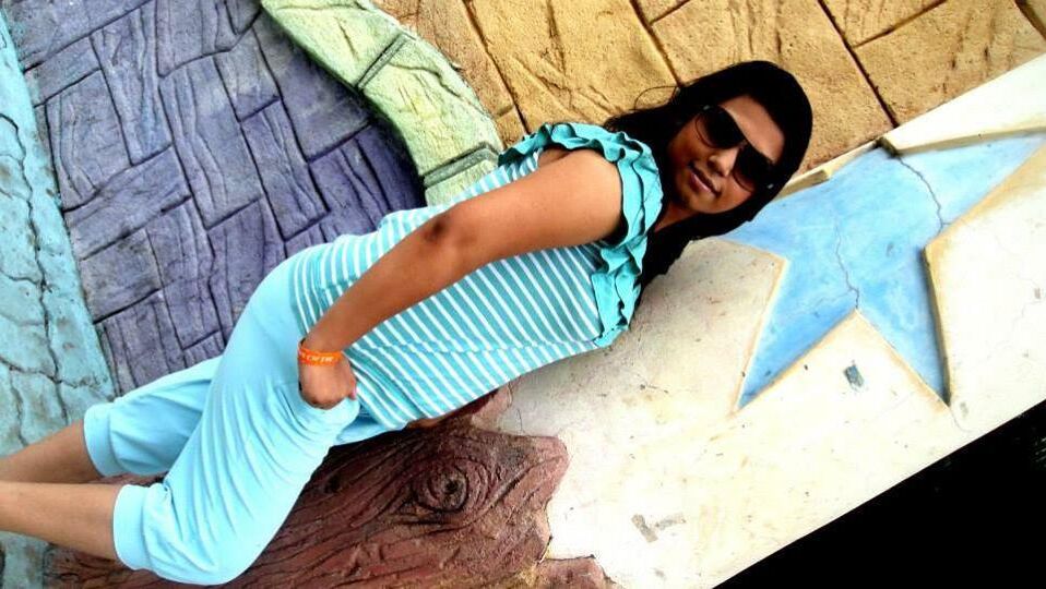 Deshi Whore Srabony