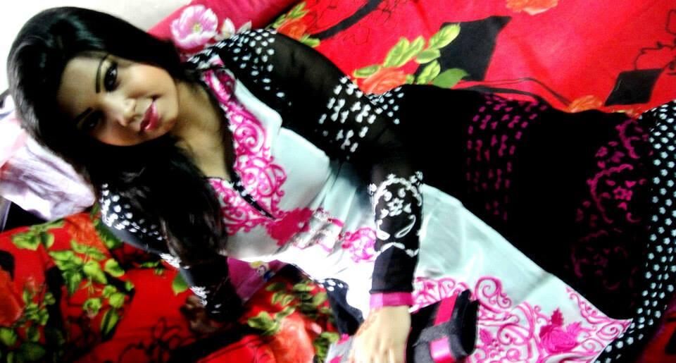 Deshi Whore Srabony