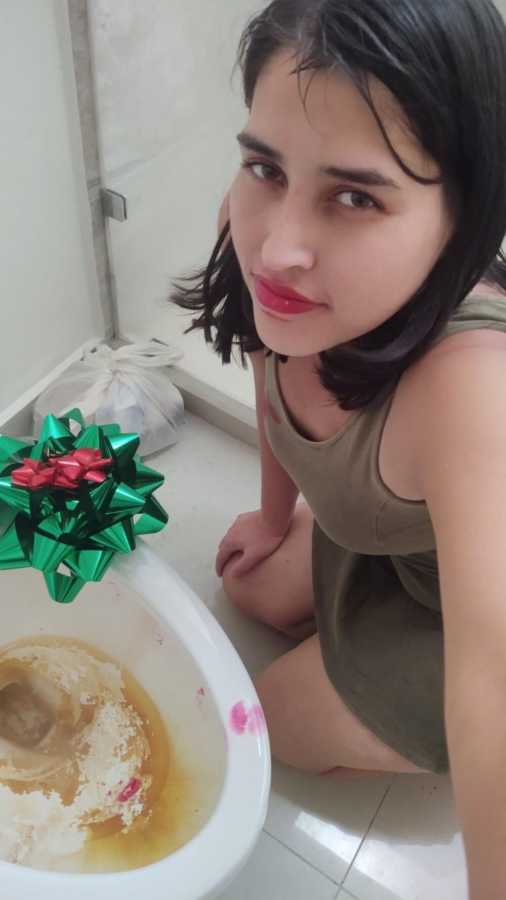 Pute des toilettes latines