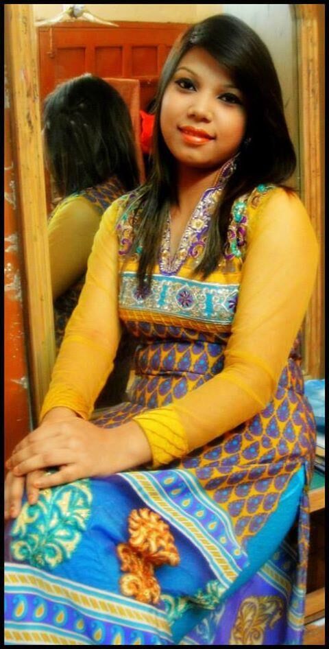 Deshi Whore Srabony