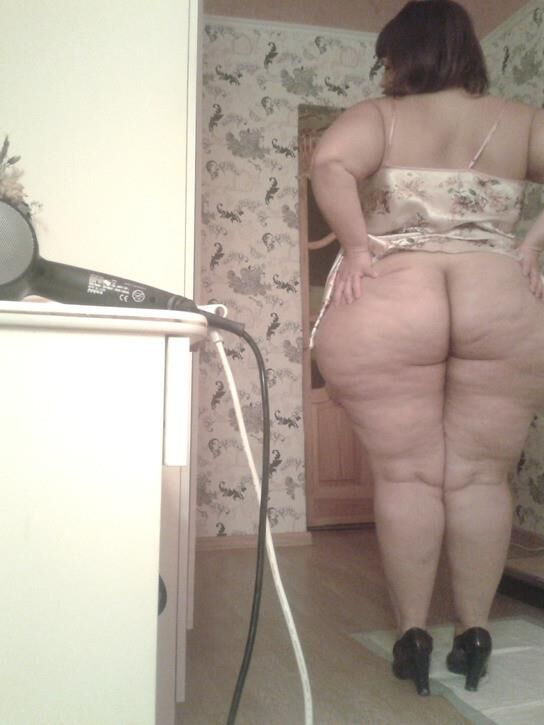 BBW Russian Olga aus Lipetsk und ihren erstaunlichen Arsch
