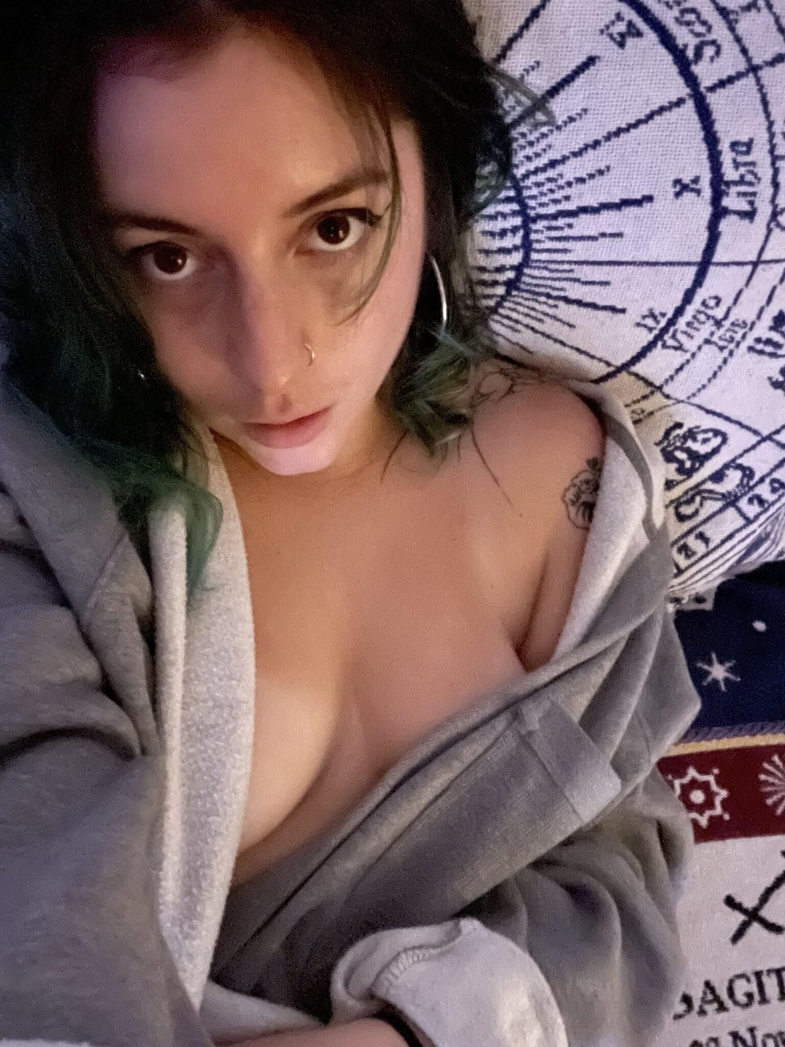 tatoué twitter baddie dirt_flirt