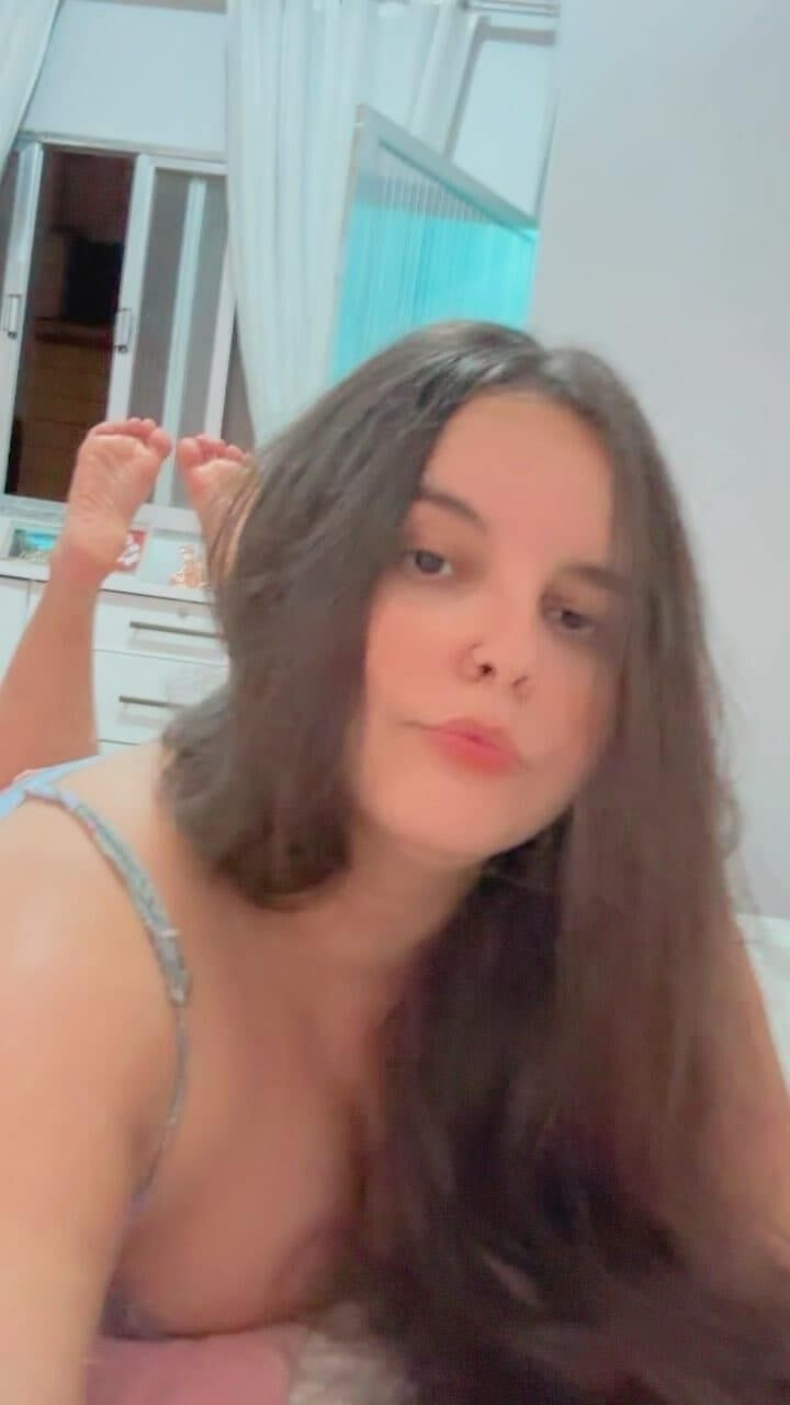 Feetmellzinha 