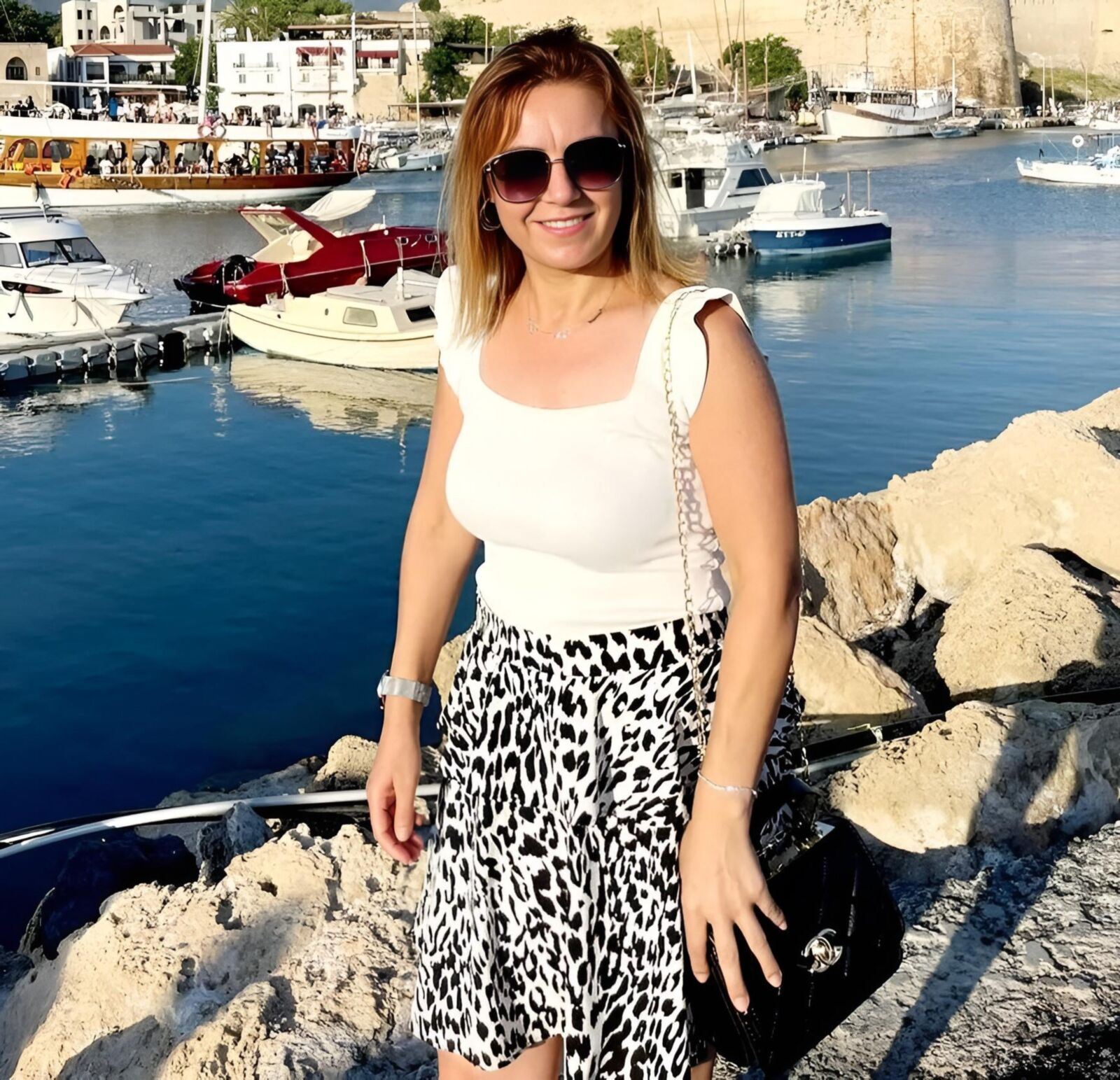 Türkische reife Dame Bild