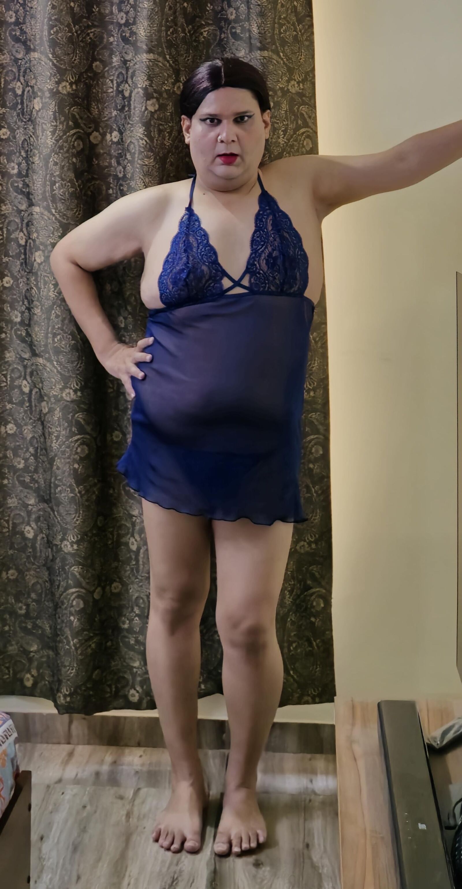 Shemale Monica M ist bereit, deine Schlampe zu sein