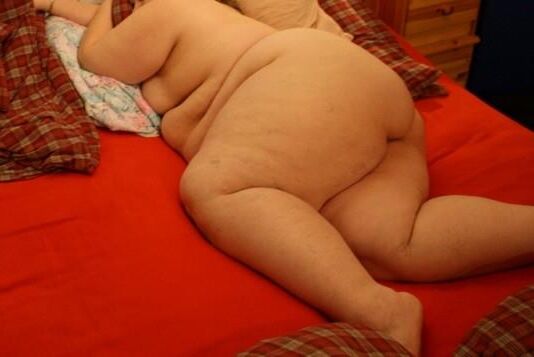 Mega SSBBW mit großartigem Körper