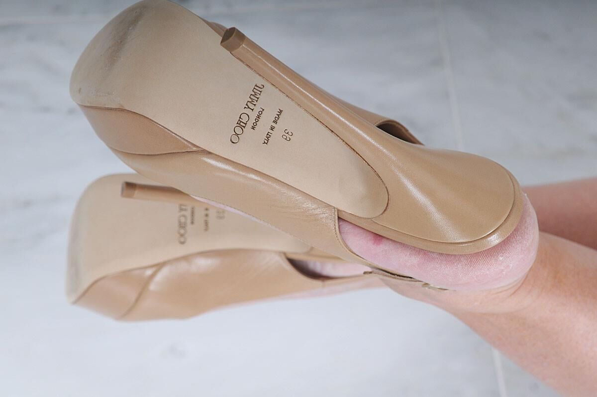 Gill Ellis Young (Lady Sonia) Jimmy Choo y Jeans