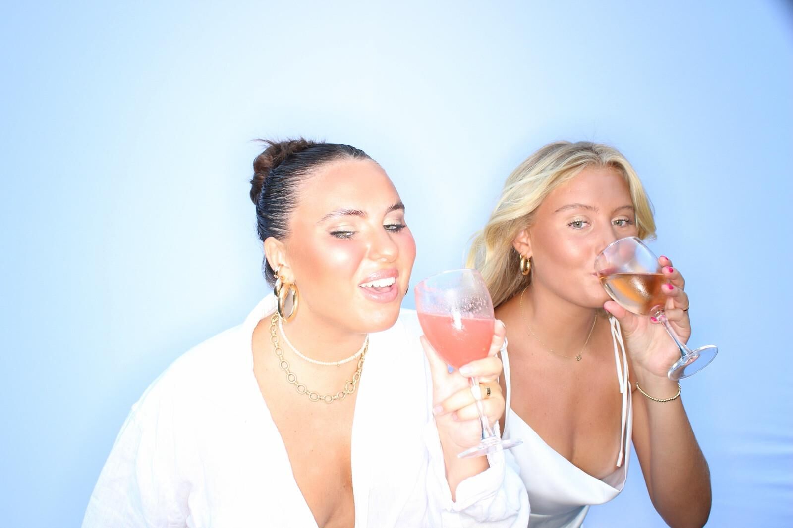 Only the hottest photo booth amateur sluts 