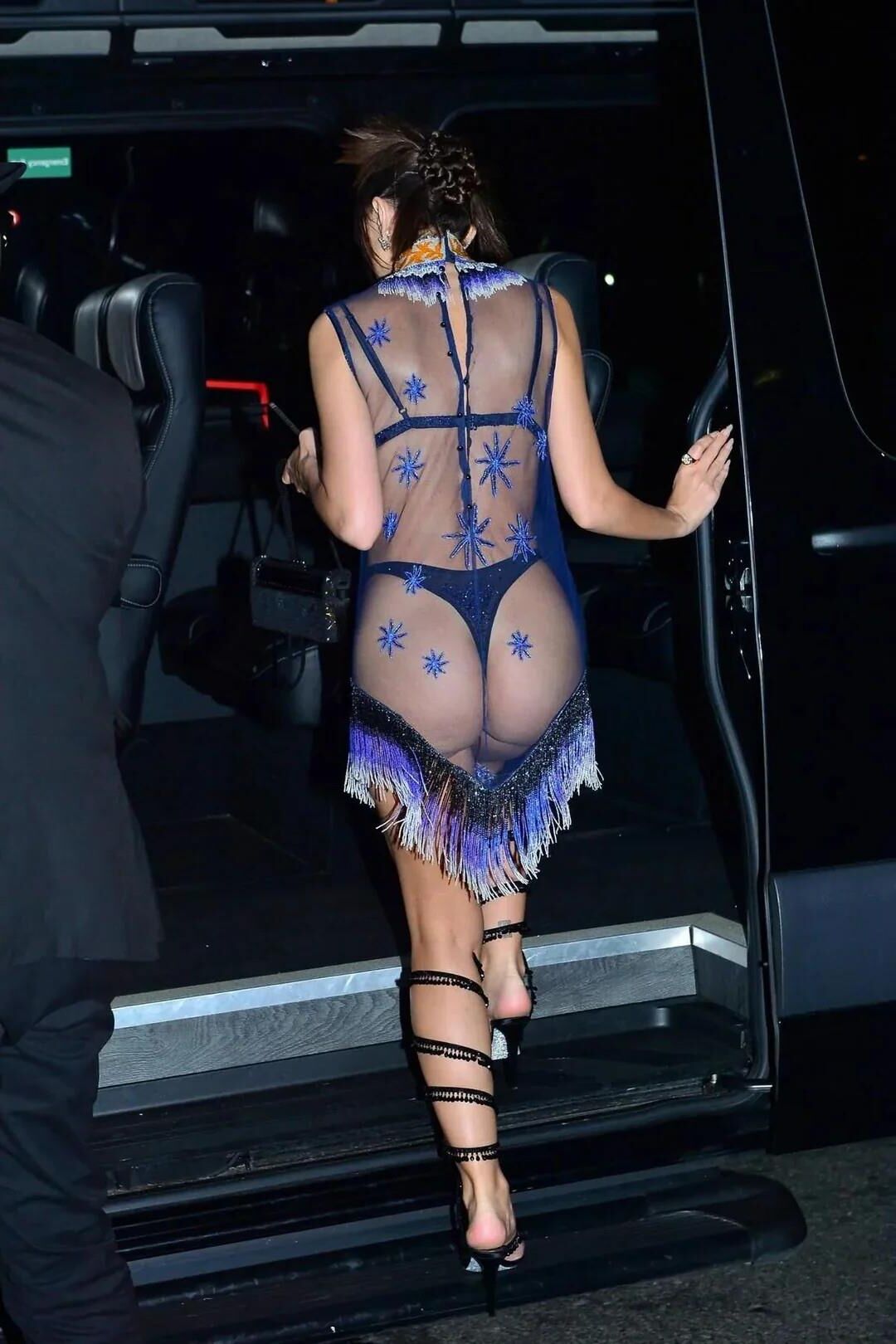 Emily Ratajkowski