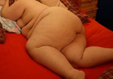 Mega SSBBW mit großartigem Körper